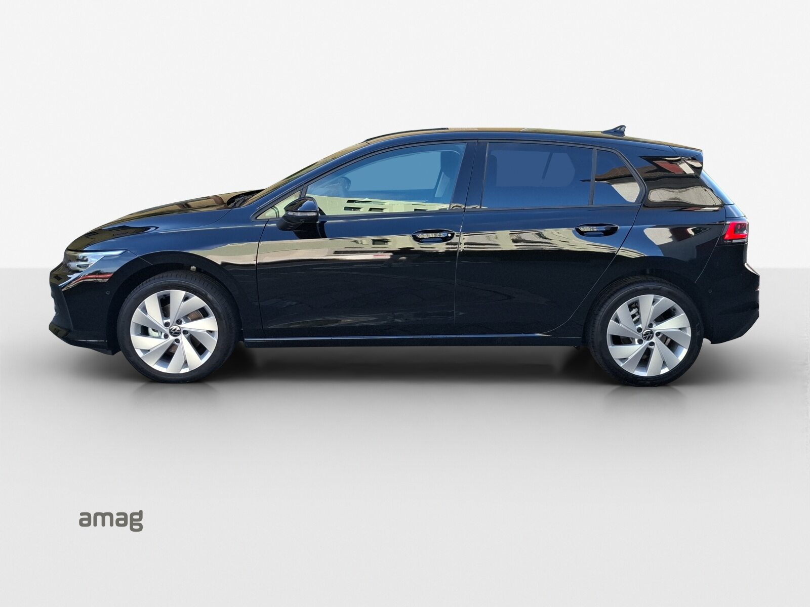 VW Golf UNITED, Essence, Occasion / Utilisé, Automatique - 2