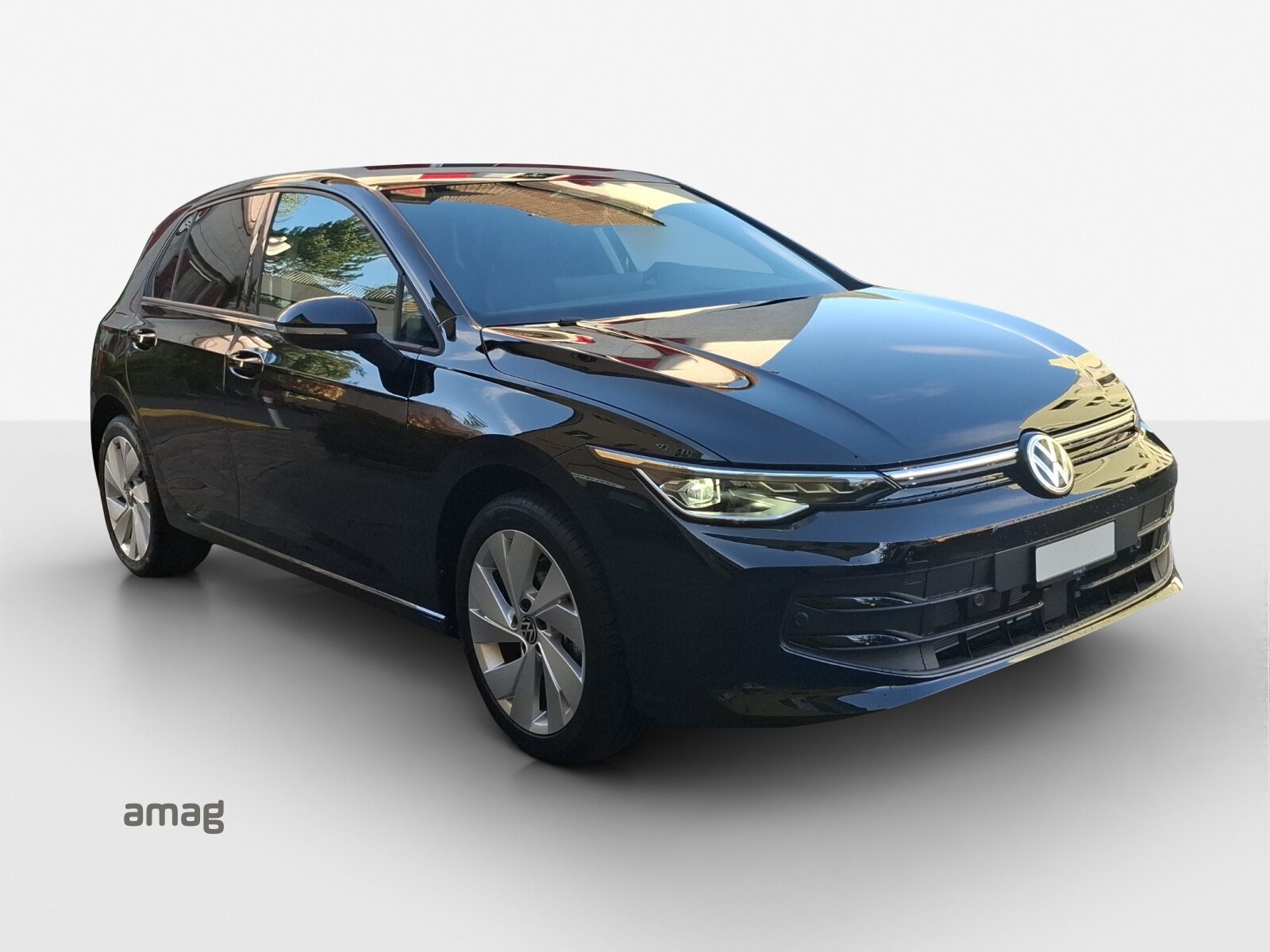 VW Golf UNITED, Essence, Occasion / Utilisé, Automatique - 6