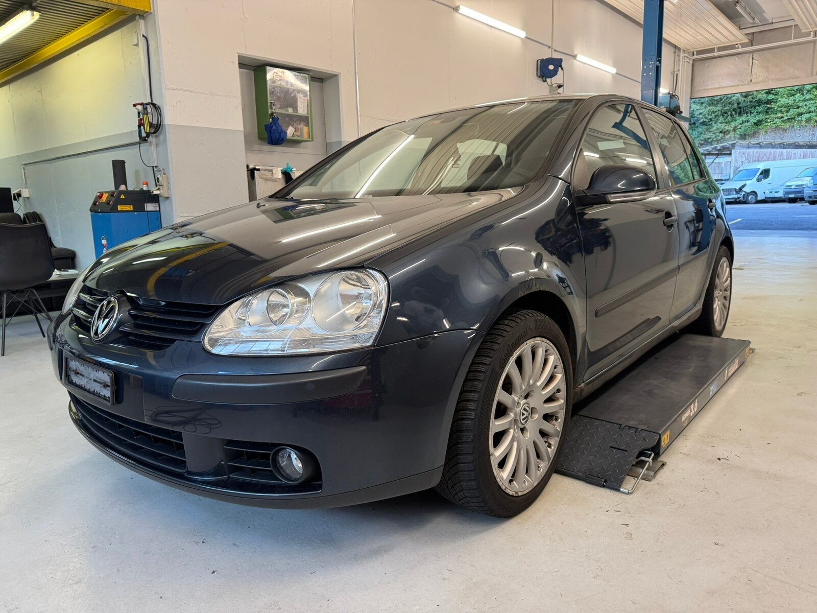 VW Golf 2.0 FSI Sportline 4Motion