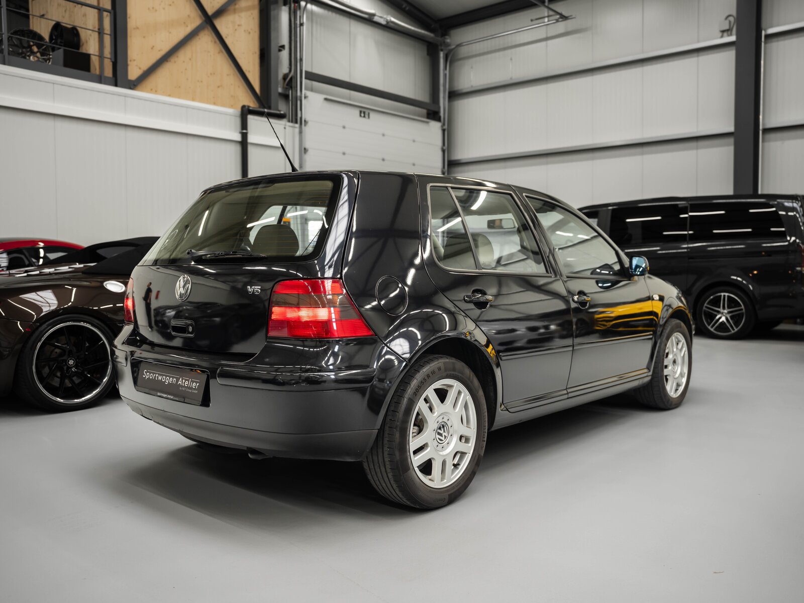 VW Golf 2.3 Highline, Benzin, Occasion / Gebraucht, Automatik - 4