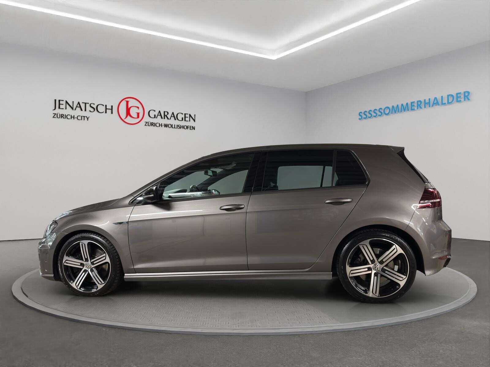 VW Golf VII 2.0 TSI R DSG 4motion, Essence, Occasion / Utilisé, Automatique - 2