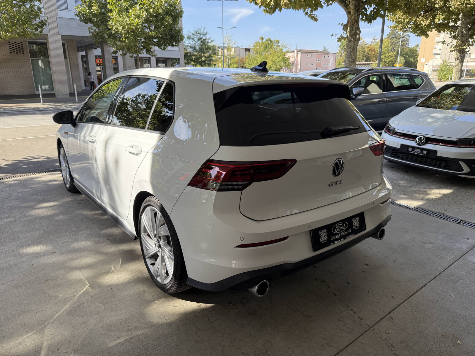 VW Golf VIII 2.0 TSI GTI DSG, Petrol, Second hand / Used, Automatic - 3