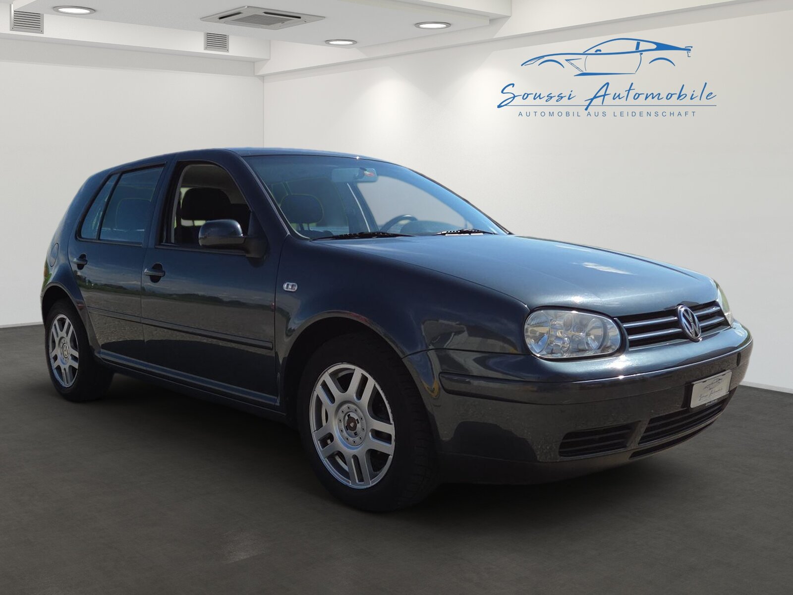 VW Golf 1.6 Automatic, Essence, Occasion / Utilisé, Automatique - 2