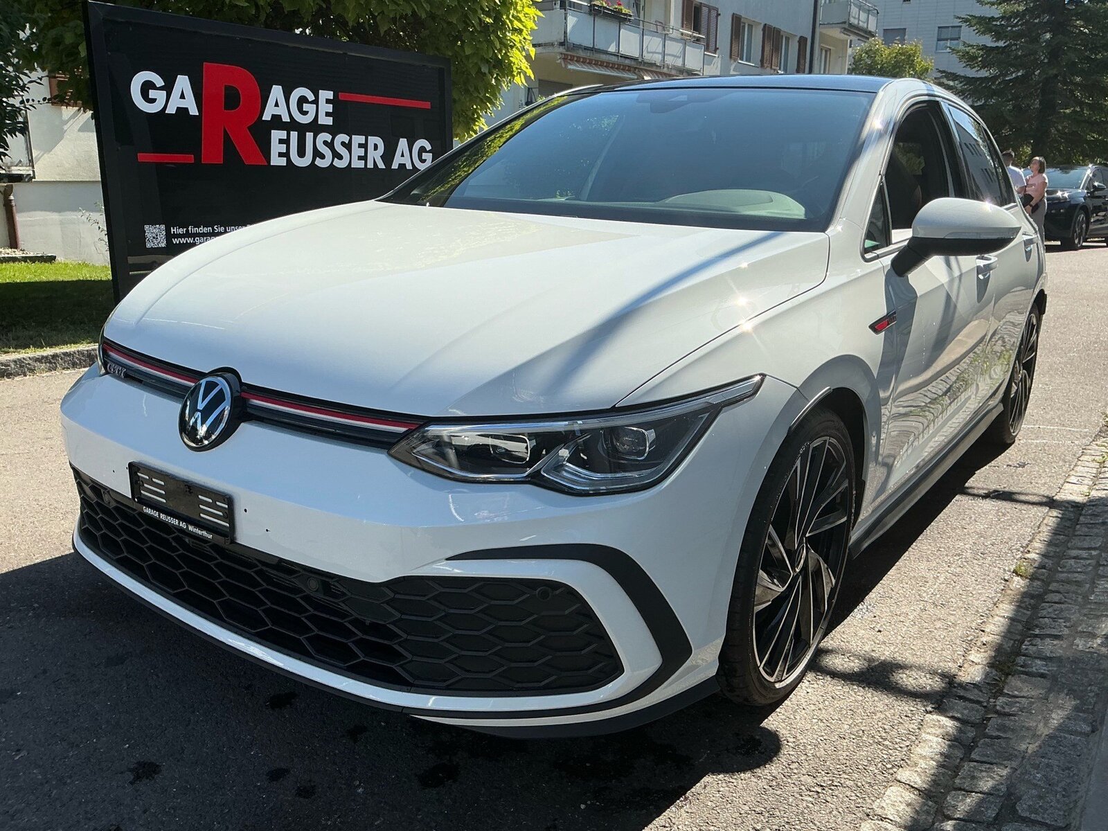 VW Golf VIII GTI 245 PS *** SCHALTGETRIEBE MIT PANORAMADACH