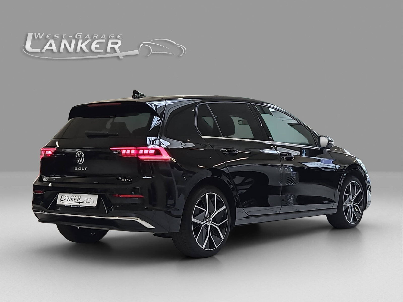 VW Golf VIII 1.5 eTSI Edition 50 DSG, Mild-Hybrid Petrol/Electric, Second hand / Used, Automatic - 3