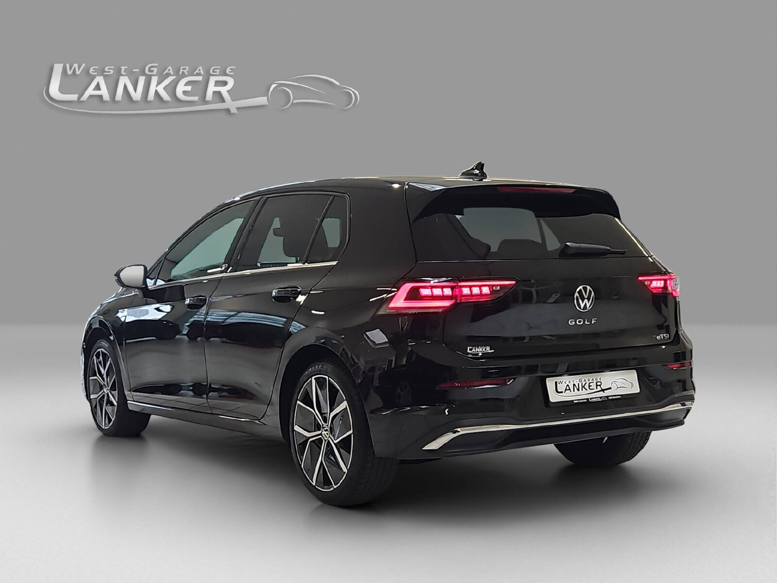 VW Golf VIII 1.5 eTSI Edition 50 DSG, Mild-Hybrid Petrol/Electric, Second hand / Used, Automatic - 4