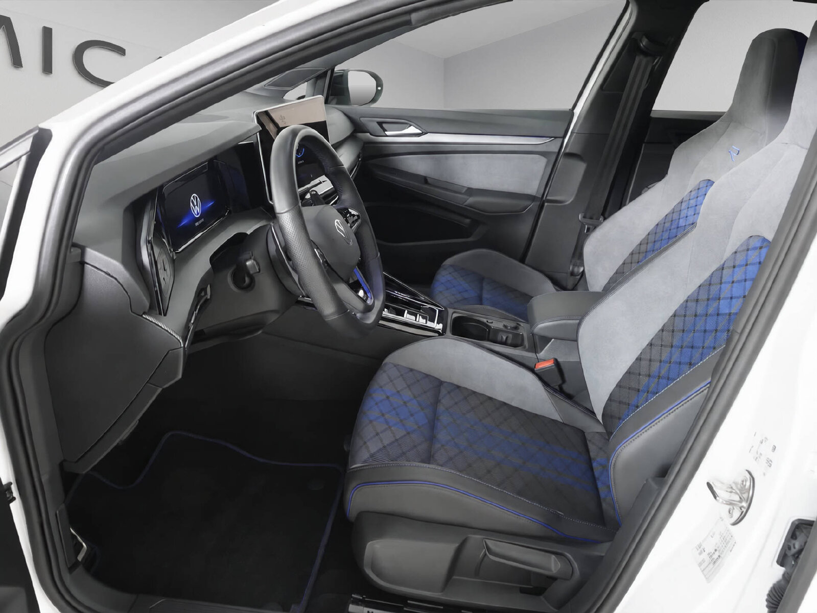 VW Golf VIII 2.0 TSI R Black Edition DSG 4motion, Essence, Occasion / Utilisé, Automatique - 3