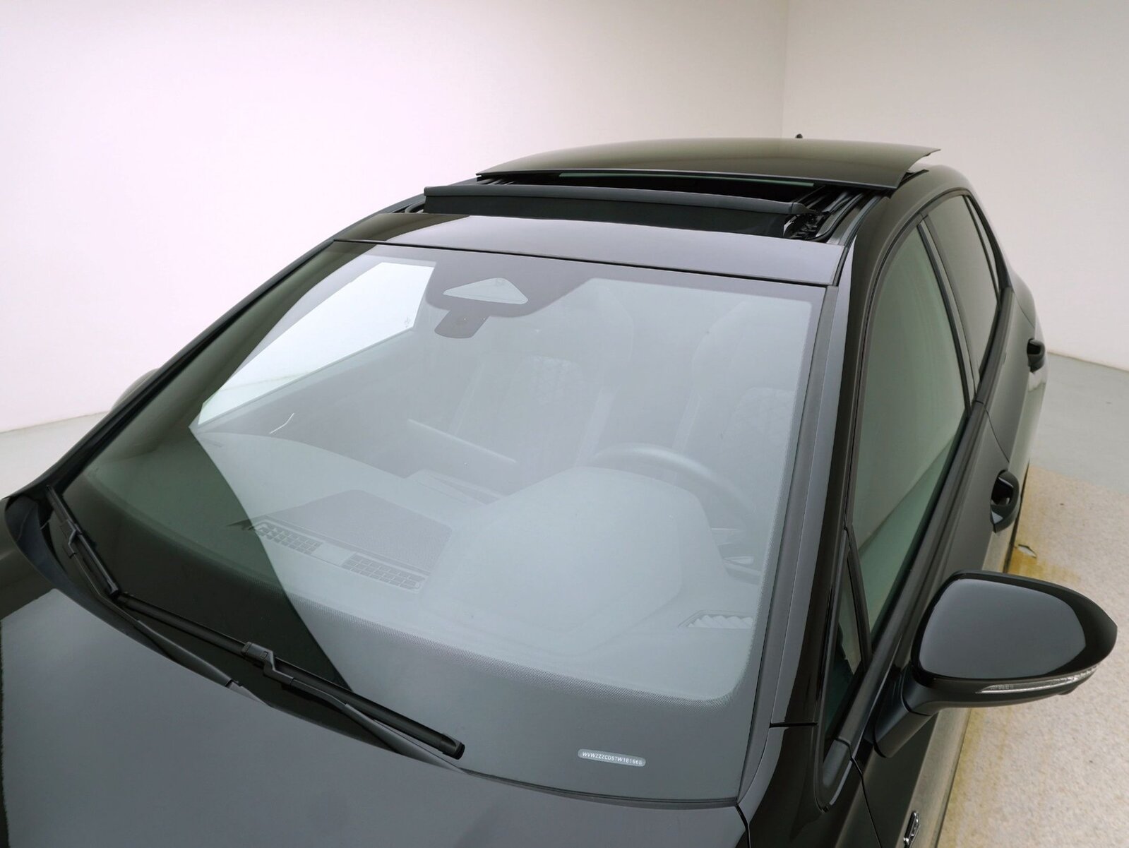 VW Golf 8.5 2.0 TSI DSG R-Line Black Style 4Motion **VW Werksg, Benzina, Occasioni / Usate, Automatico - 7