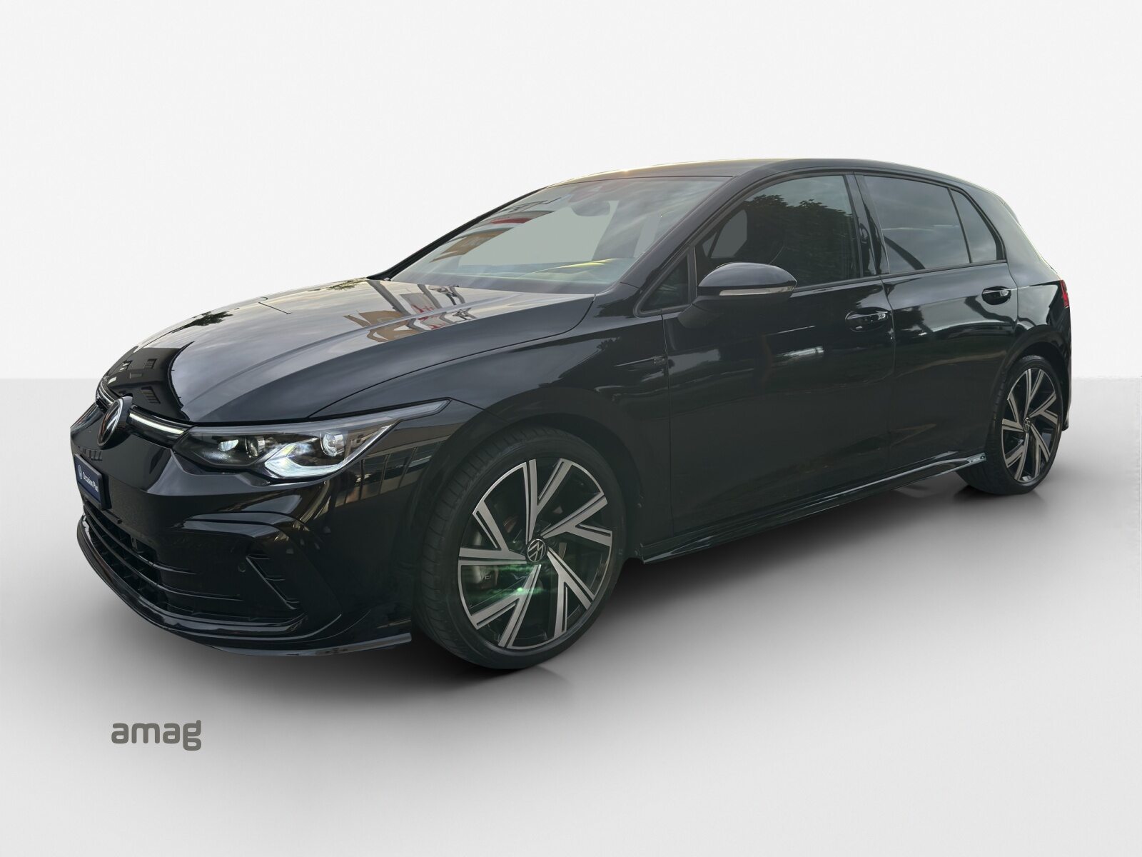 VW Golf R-Line