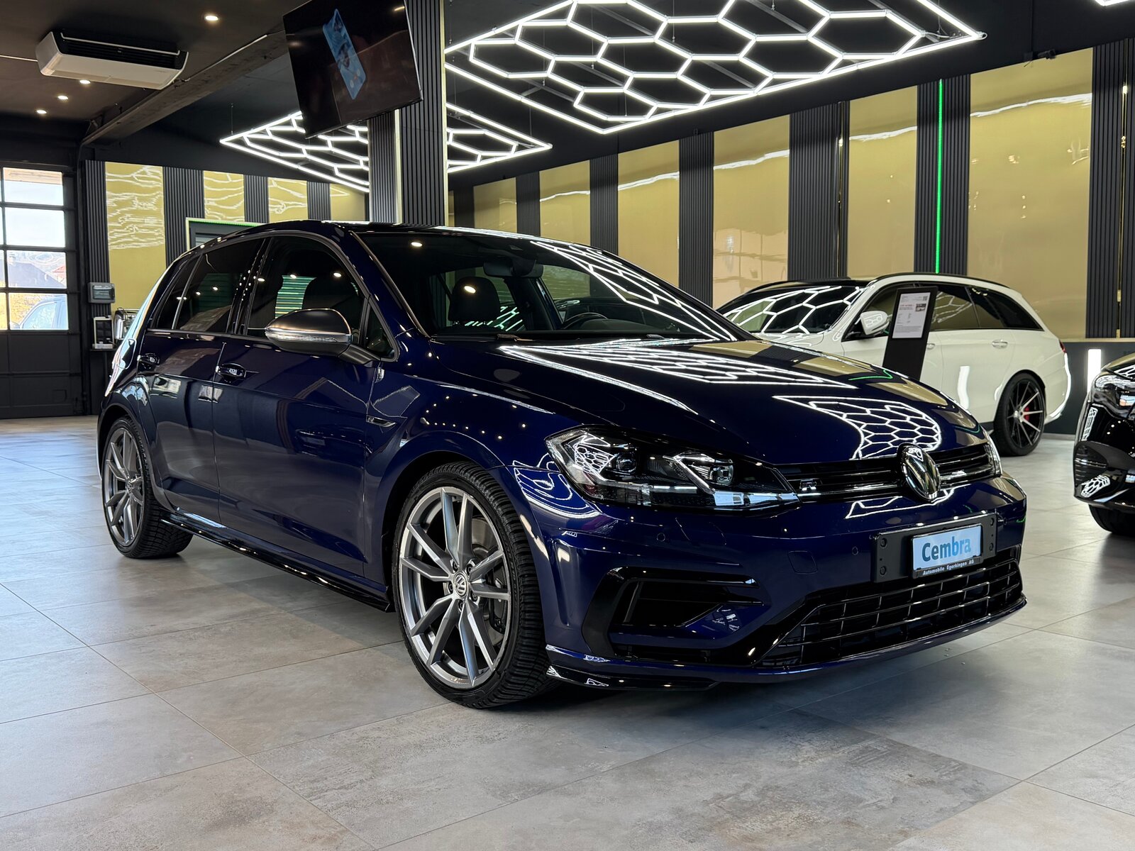 VW Golf 2.0 TSI R 4Motion DSG, Benzin, Occasion / Gebraucht, Automatik - 4