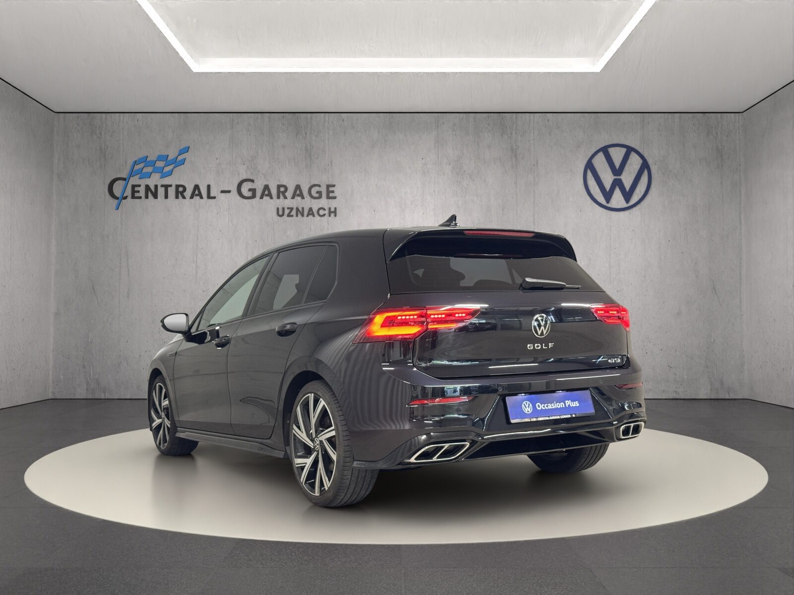 VW Golf R-Line, Petrol, Second hand / Used, Automatic - 3