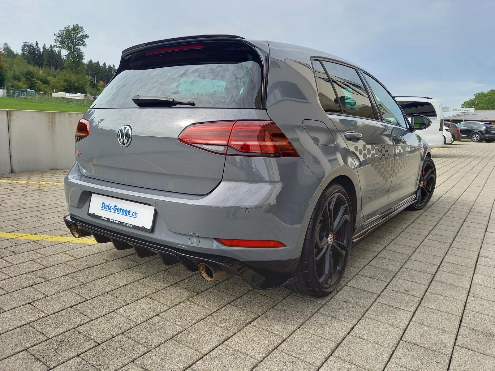 VW Golf VII 2.0 TSI GTI TCR DSG, Petrol, Second hand / Used, Automatic - 2