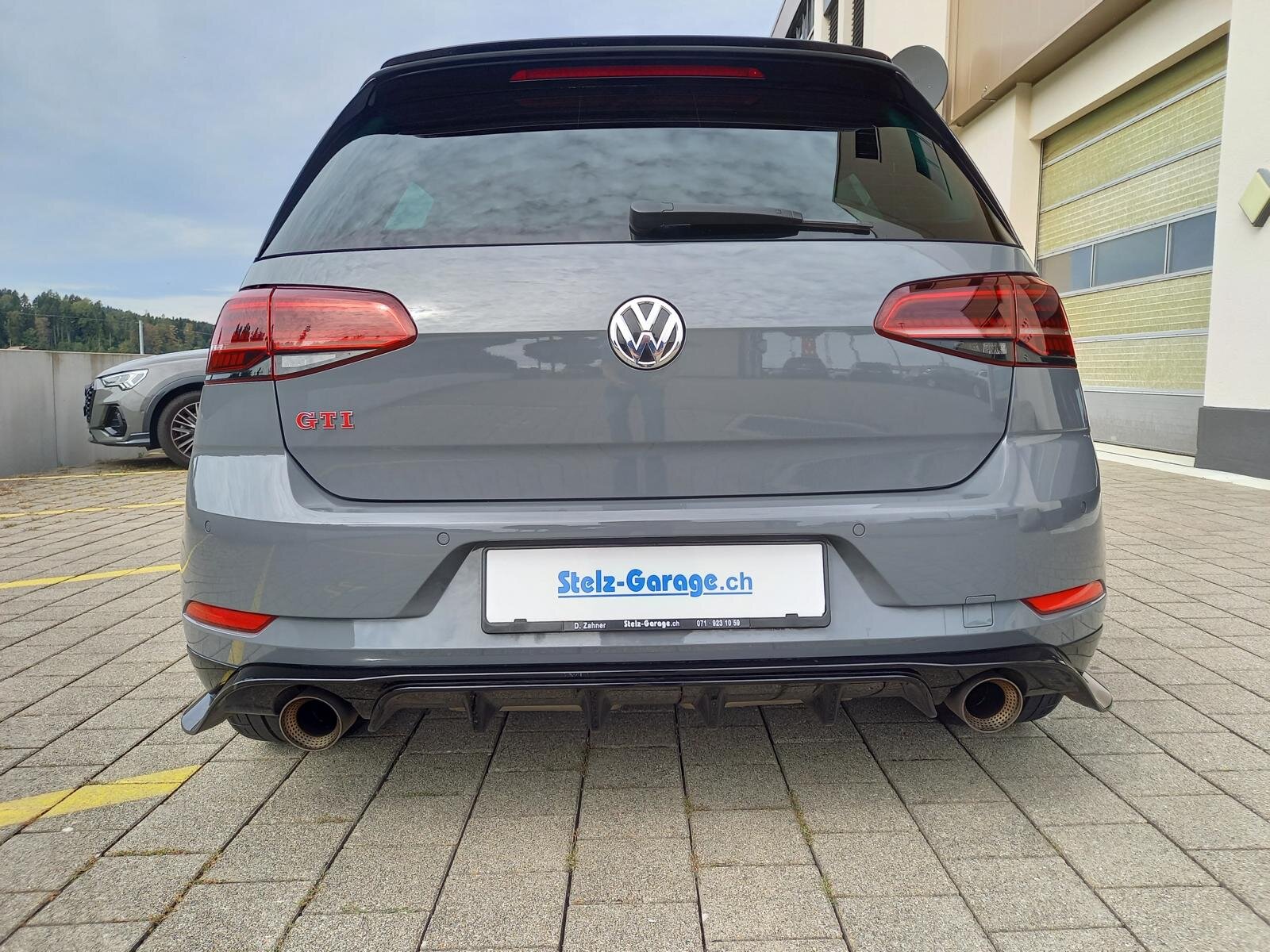 VW Golf VII 2.0 TSI GTI TCR DSG, Petrol, Second hand / Used, Automatic - 5