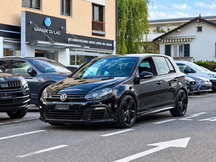VW Golf 2.0 TSI R 4Motion DSG, Petrol, Second hand / Used, Automatic