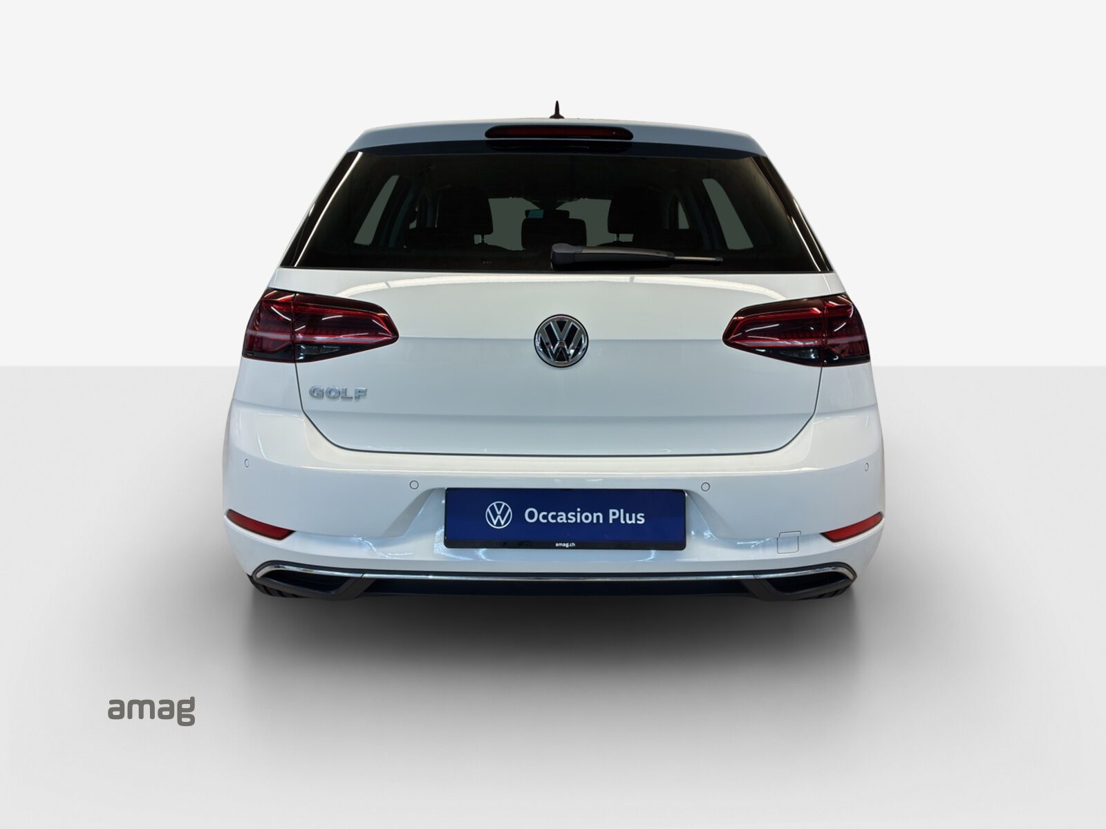 VW Golf Comfortline 70th anniversary, Petrol, Second hand / Used, Automatic - 4