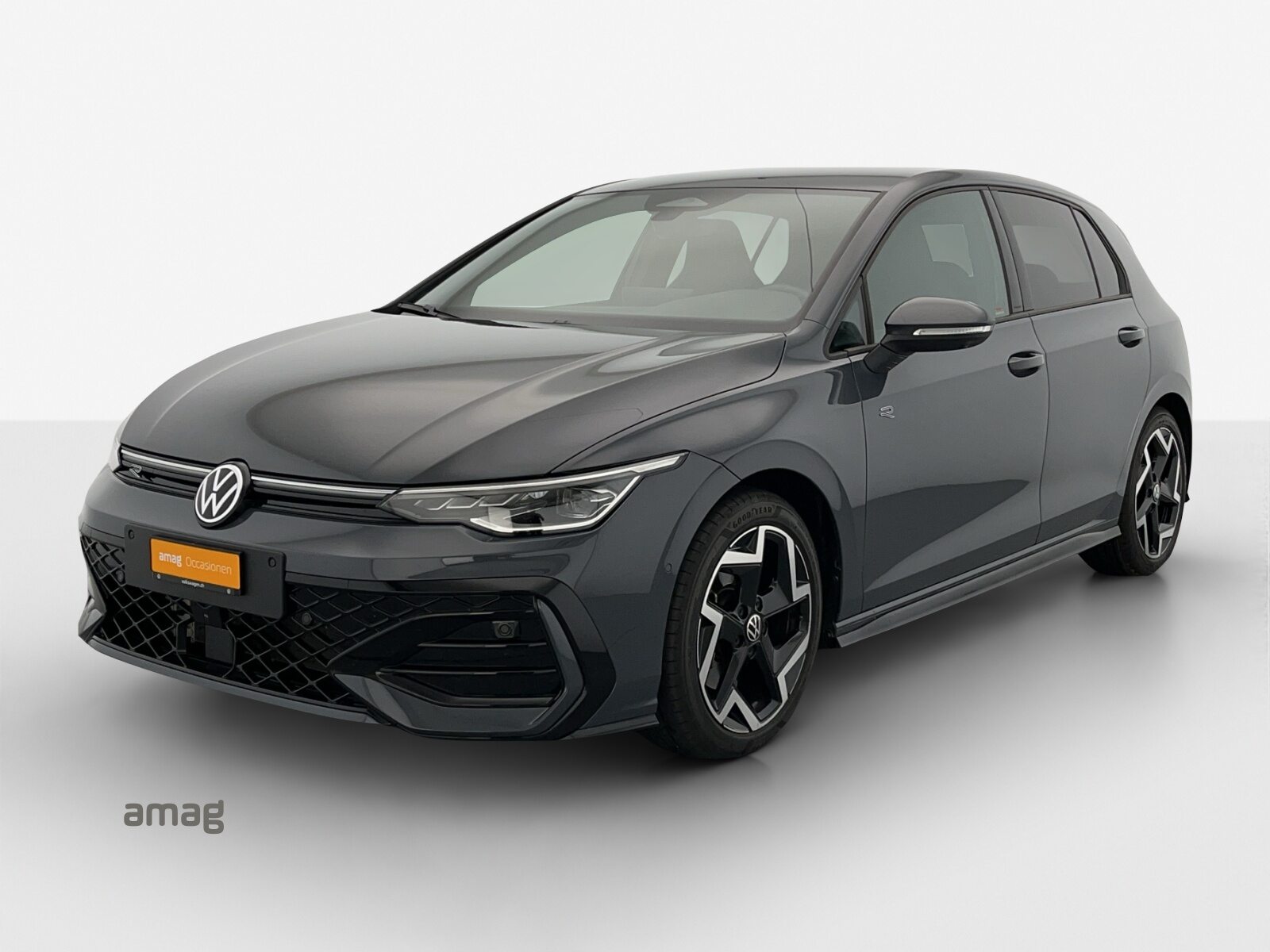 VW Golf  R-Line