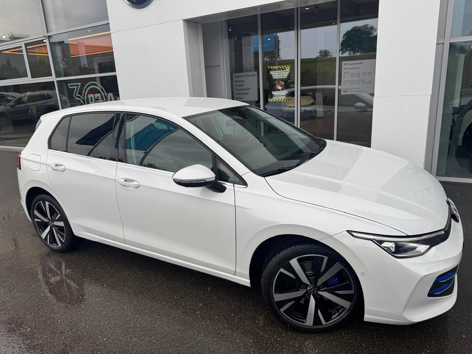 VW Golf PA Style PHEV, Full-Hybrid Petrol/Electric, Second hand / Used, Automatic - 2
