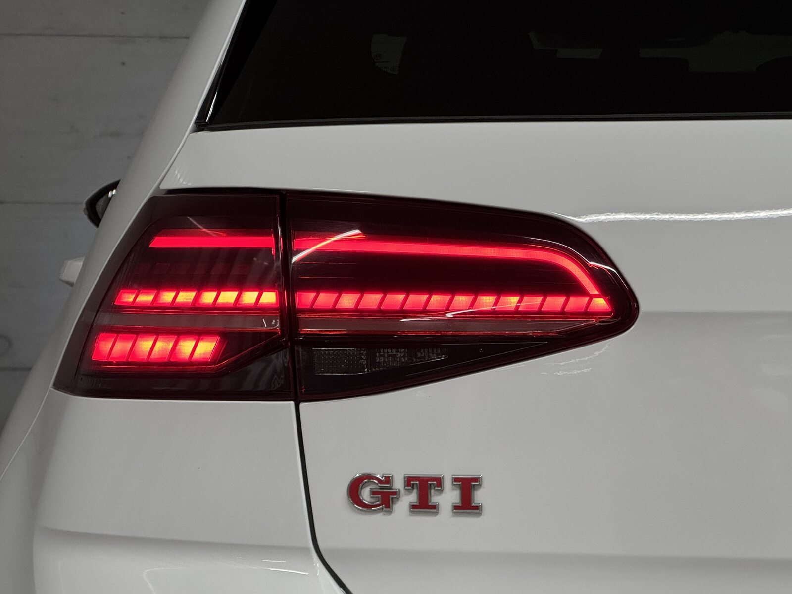 VW Golf 2.0 TSI GTI Perform, Petrol, Second hand / Used, Automatic - 6