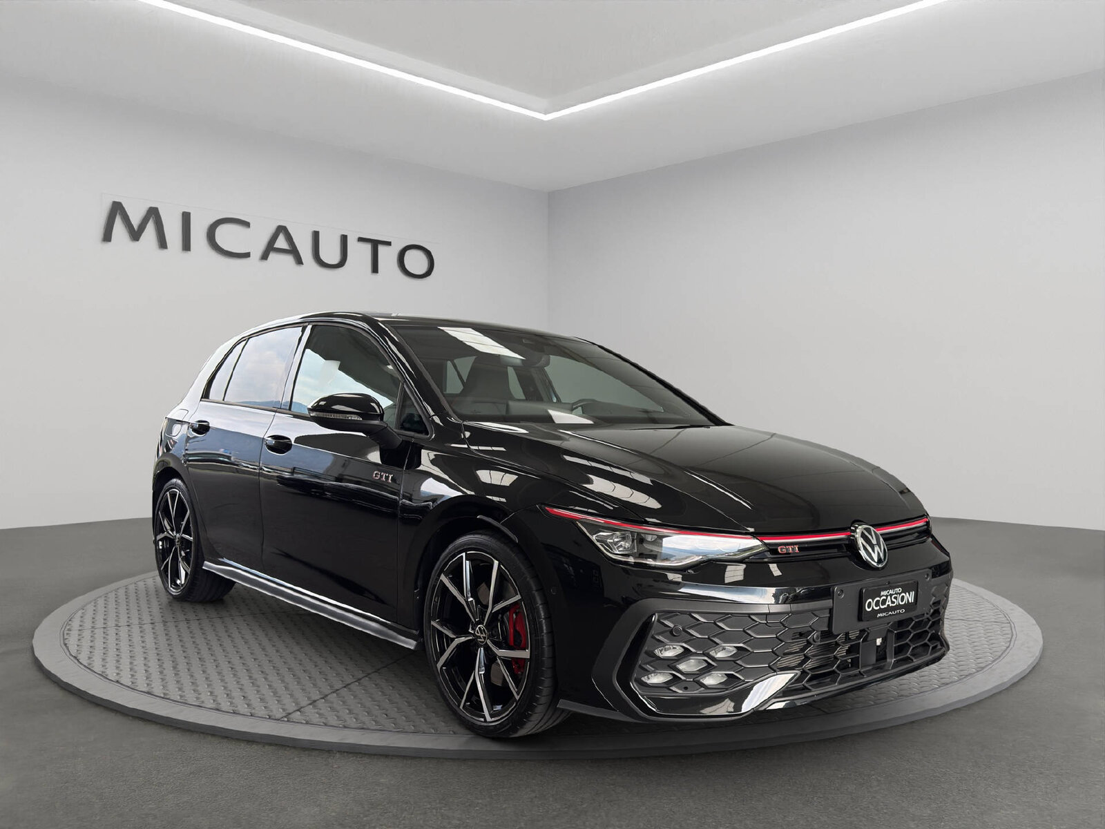VW Golf VIII 2.0 TSI GTI DSG