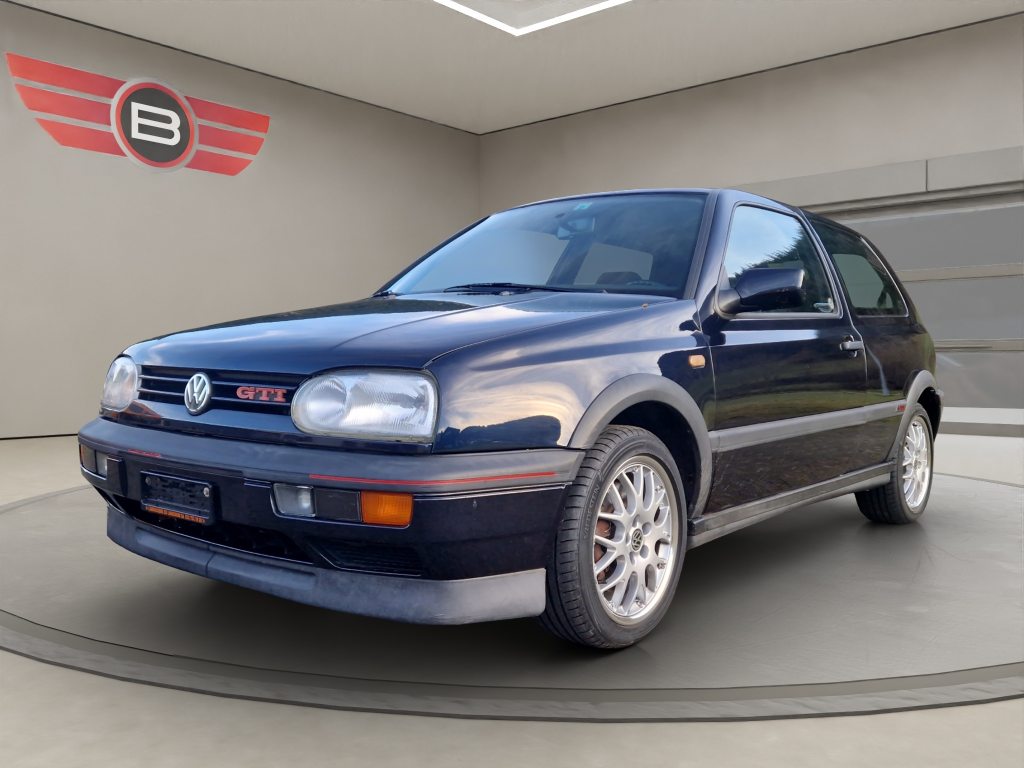 VW GOLF 2.0 GTI 20 Anniversaire, Petrol, Second hand / Used, Manual - 2