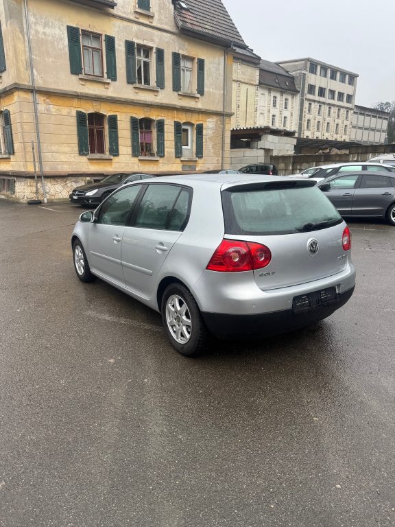 VW GOLF 2.0 FSI Sportline, Benzin, Occasion / Gebraucht, Automatik - 4
