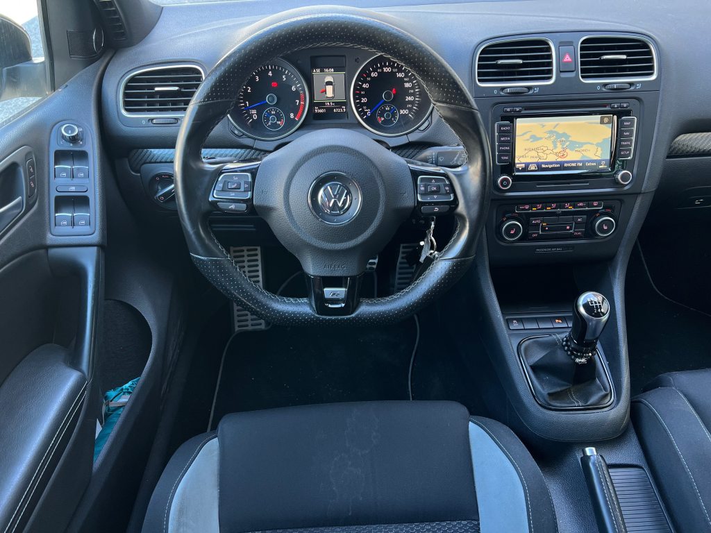 VW GOLF 2.0 TSI R Team 4motion, Petrol, Second hand / Used, Manual - 6