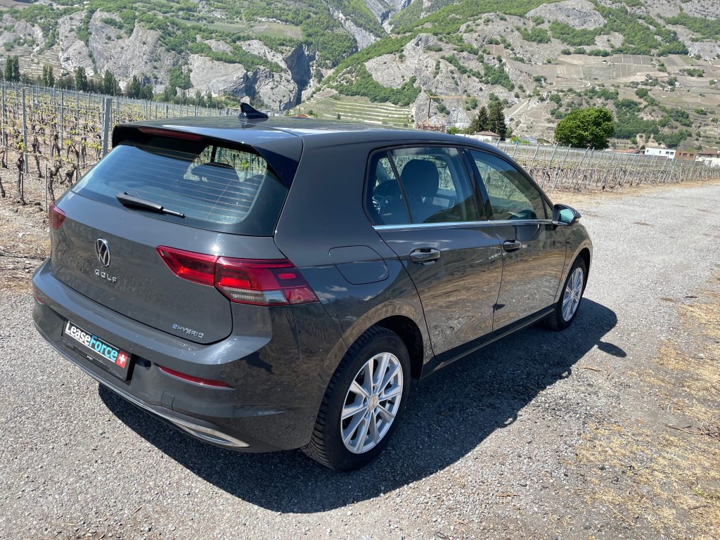 VW GOLF 1.4 TSI PHEV Style DSG, Plug-in-Hybrid Petrol/Electric, Second hand / Used, Automatic - 5
