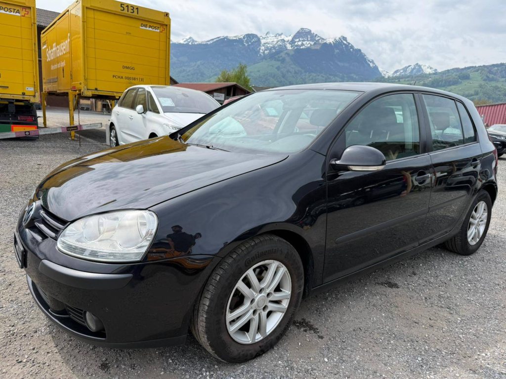 VW GOLF 1.6 FSI Trend Edition