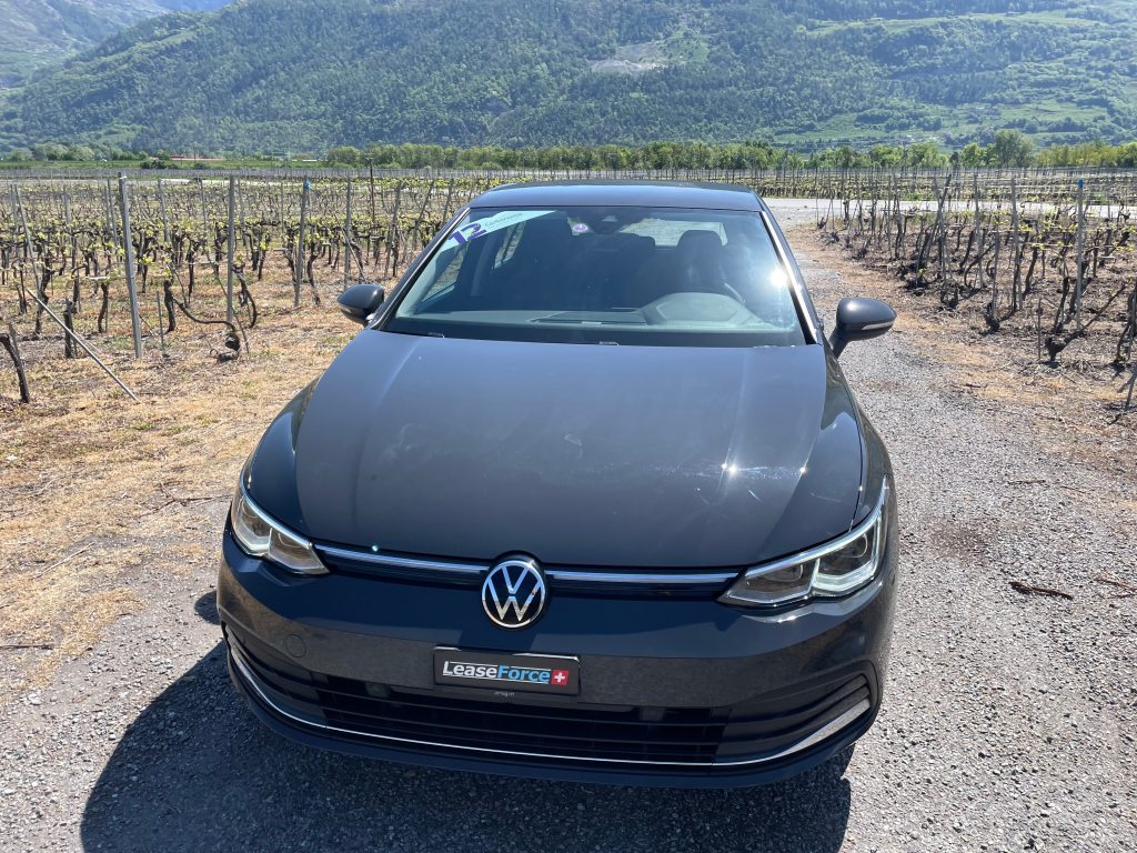 VW GOLF 1.4 TSI PHEV Style DSG, Plug-in-Hybrid Petrol/Electric, Second hand / Used, Automatic - 2