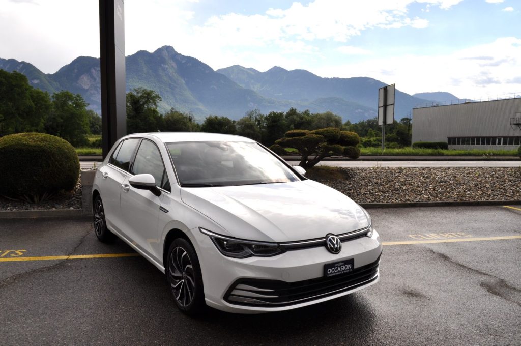 VW GOLF 1.5 eTSI Style DSG, Mild-Hybrid Benzin/Elektro, Occasion / Gebraucht, Automatik - 4