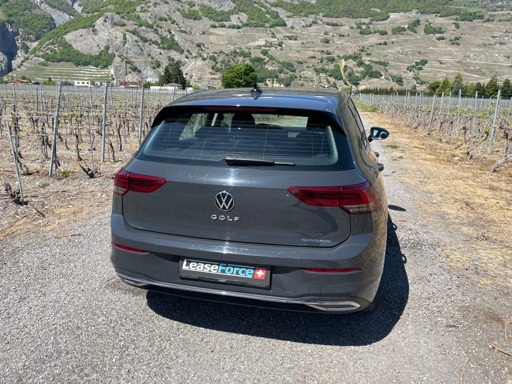 VW GOLF 1.4 TSI PHEV Style DSG, Plug-in-Hybrid Petrol/Electric, Second hand / Used, Automatic - 6