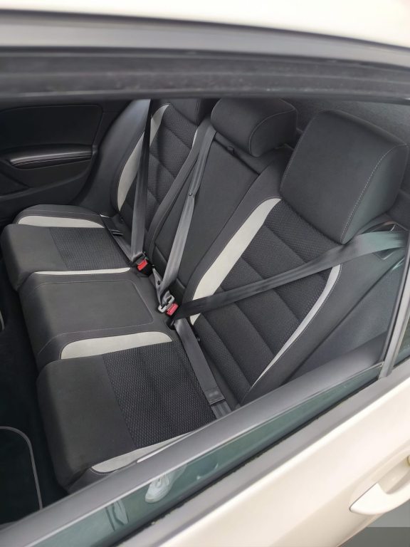 VW GOLF VI 2.0 TSI R Team 4motion, Essence, Occasion / Utilisé, Manuelle - 5