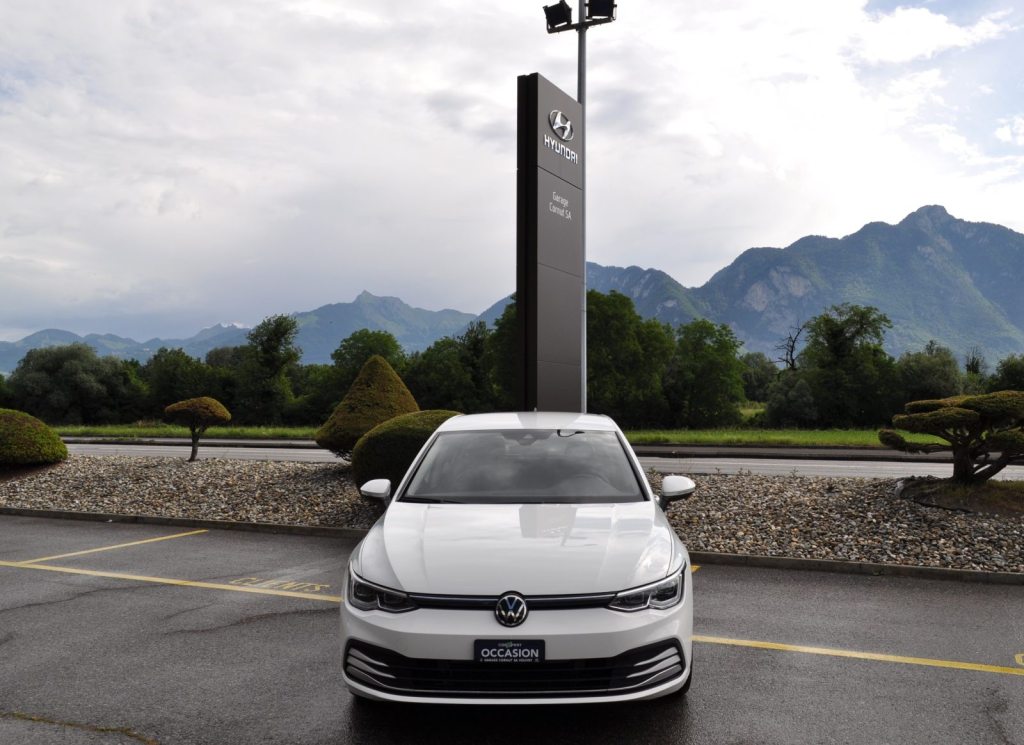 VW GOLF 1.5 eTSI Style DSG, Mild-Hybrid Benzin/Elektro, Occasion / Gebraucht, Automatik - 3
