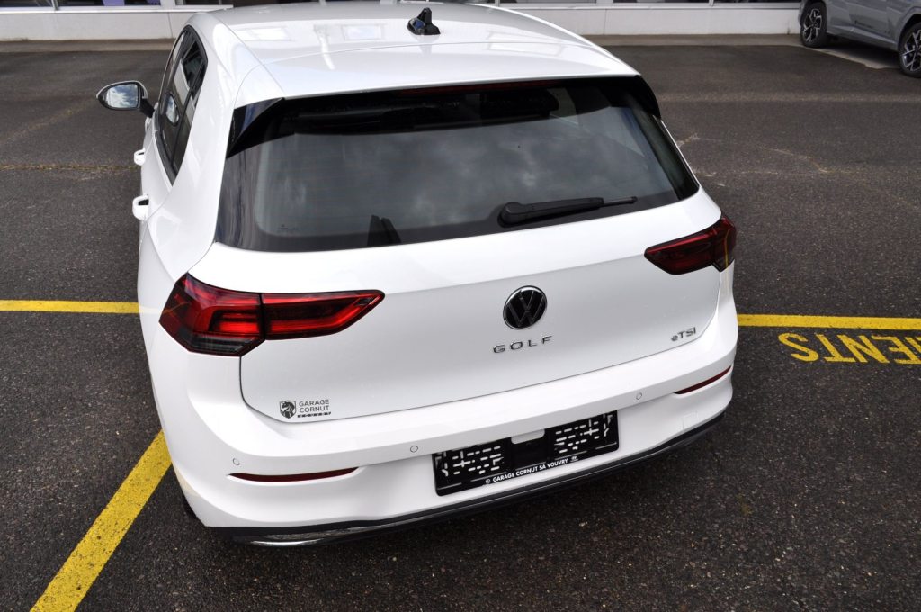 VW GOLF 1.5 eTSI Style DSG, Mild-Hybrid Benzin/Elektro, Occasion / Gebraucht, Automatik - 7