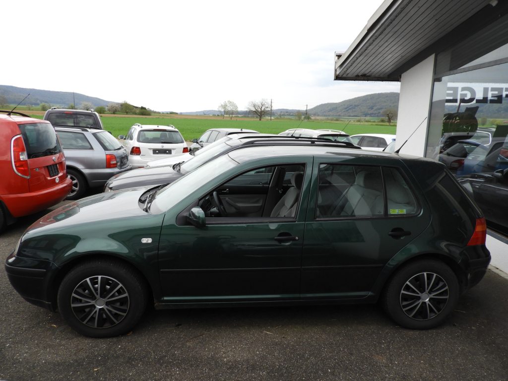VW GOLF 2.0 Basis, Petrol, Second hand / Used, Automatic - 4