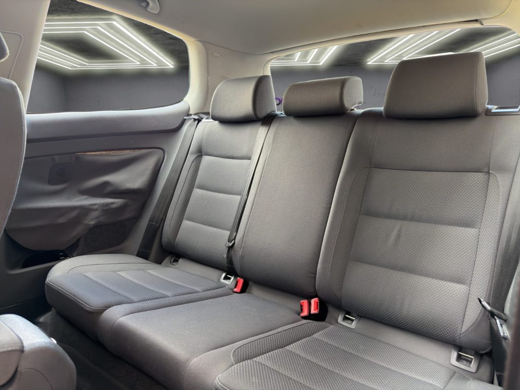 VW GOLF 1.6 FSI Trendline, Benzin, Occasion / Gebraucht, Handschaltung - 6