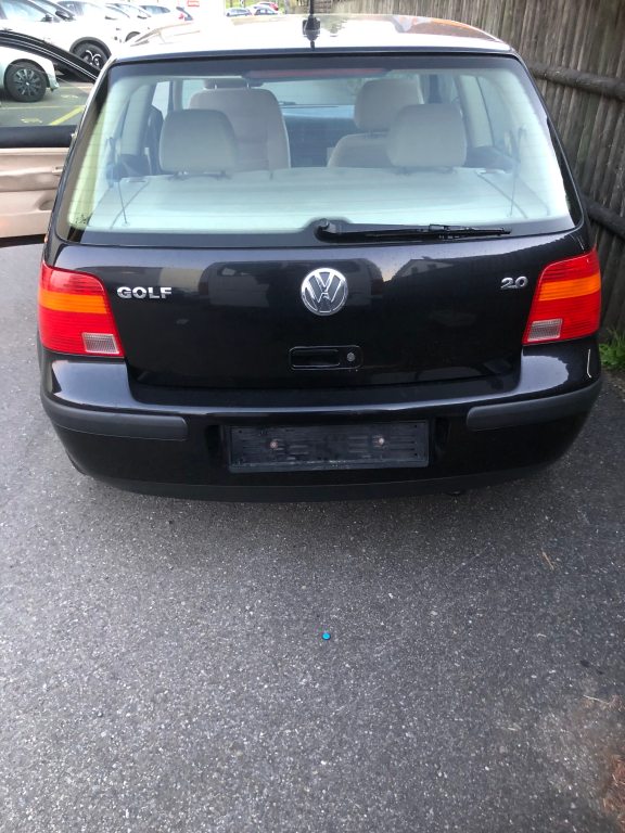 VW GOLF 2.0 Comfortline, Benzin, Occasion / Gebraucht, Automatik - 4