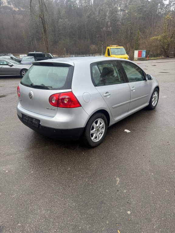 VW GOLF 2.0 FSI Sportline, Benzin, Occasion / Gebraucht, Automatik - 5
