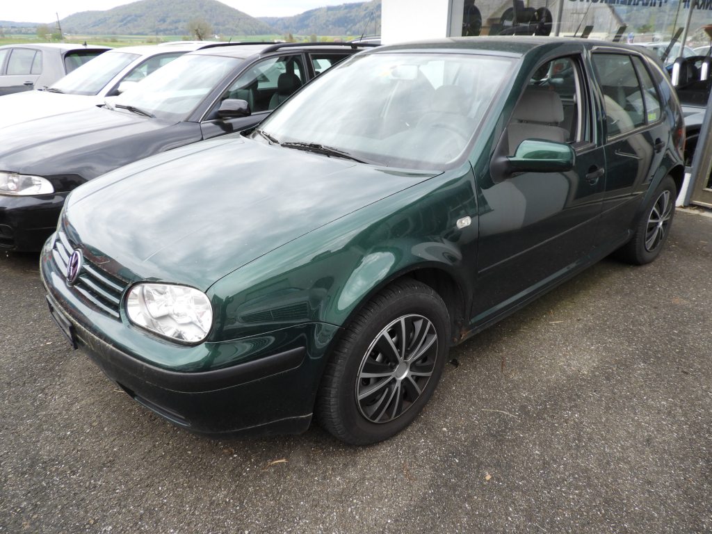 VW GOLF 2.0 Basis, Petrol, Second hand / Used, Automatic - 3