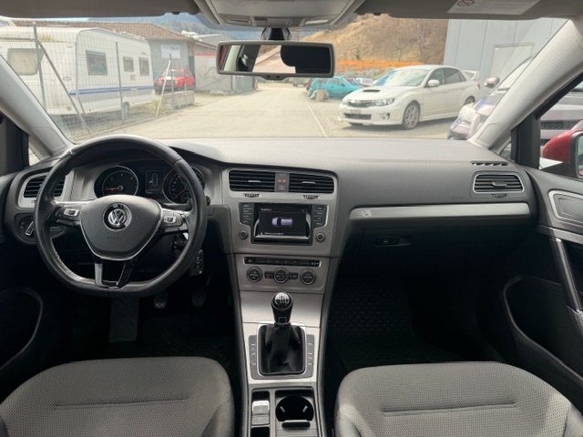 VW GOLF 1.6 TDI BlueM Trendline, Diesel, Second hand / Used, Manual - 7