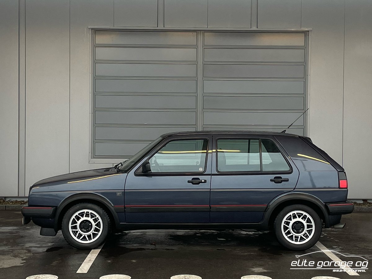 VW Golf 1800 GTI 16V, Essence, Voiture de collection, Manuelle - 2