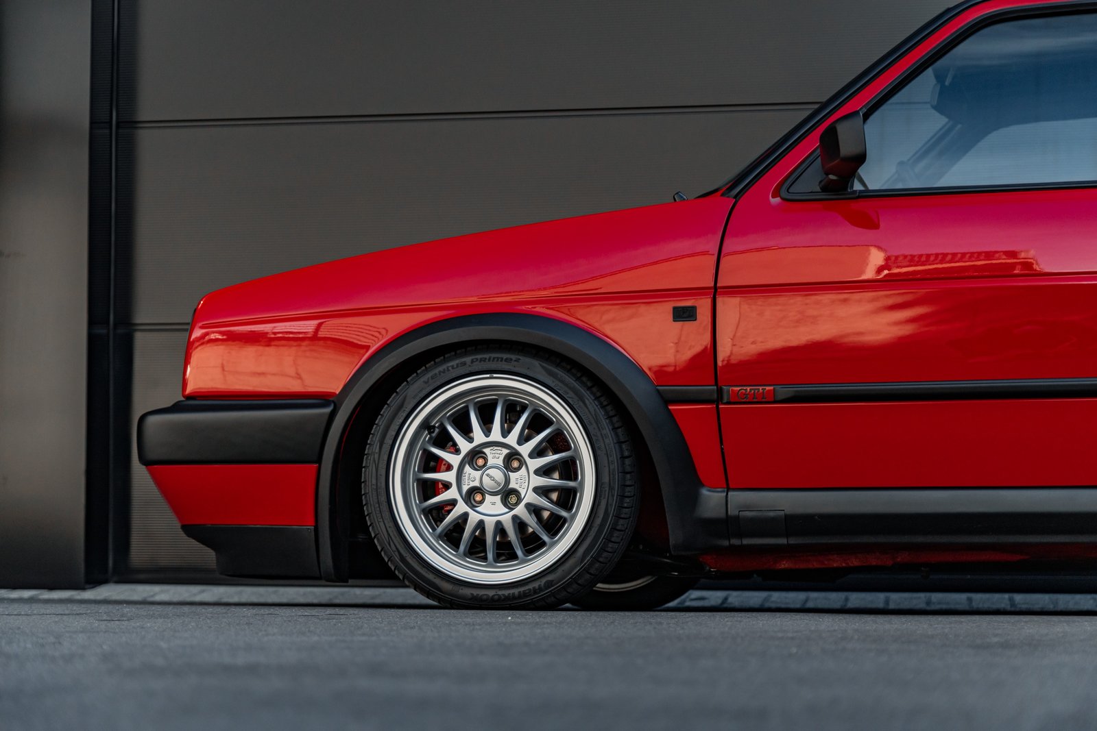VW Golf 1800 GTI, Benzin, Oldtimer, Handschaltung - 4