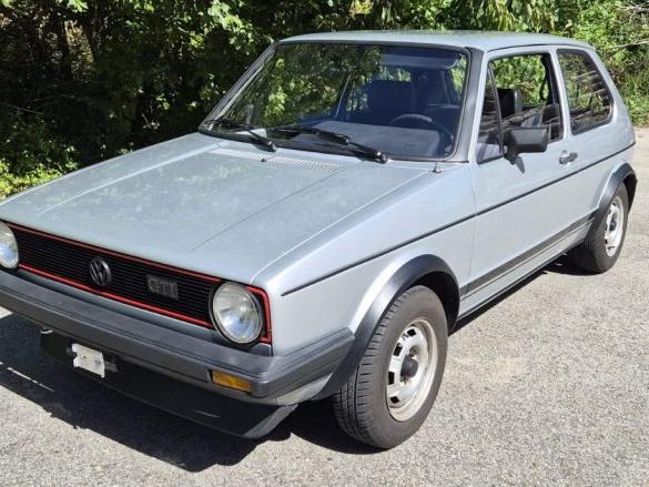 VW 1.8 GTI, Essence, Voiture de collection, Manuelle