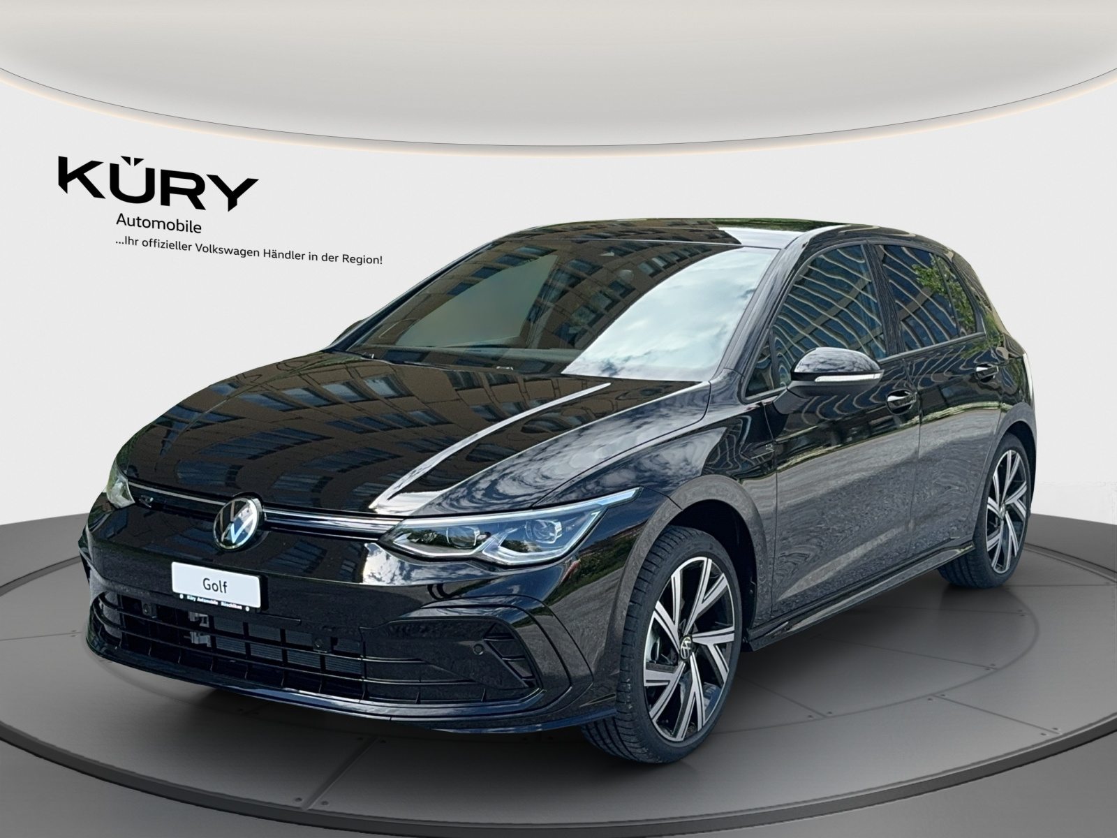 VW Golf R-Line