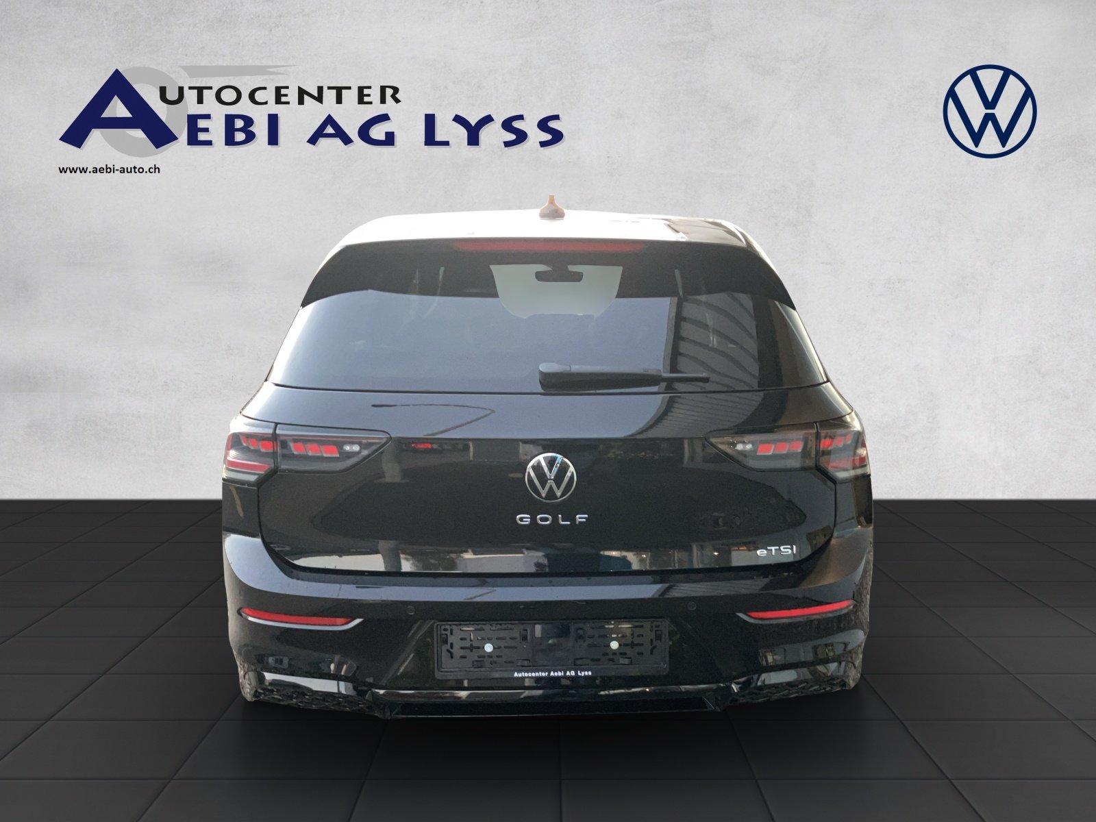 VW Golf 1.5 e TSI mHEV R-Line DSG, Hybride Léger Essence/Électricité, Voiture de démonstration, Automatique - 4