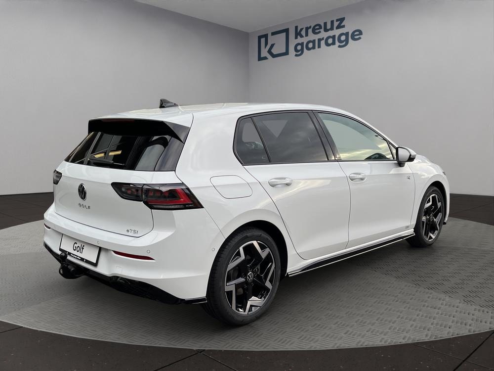 VW Golf R-Line, Essence, Voiture de démonstration, Automatique - 3
