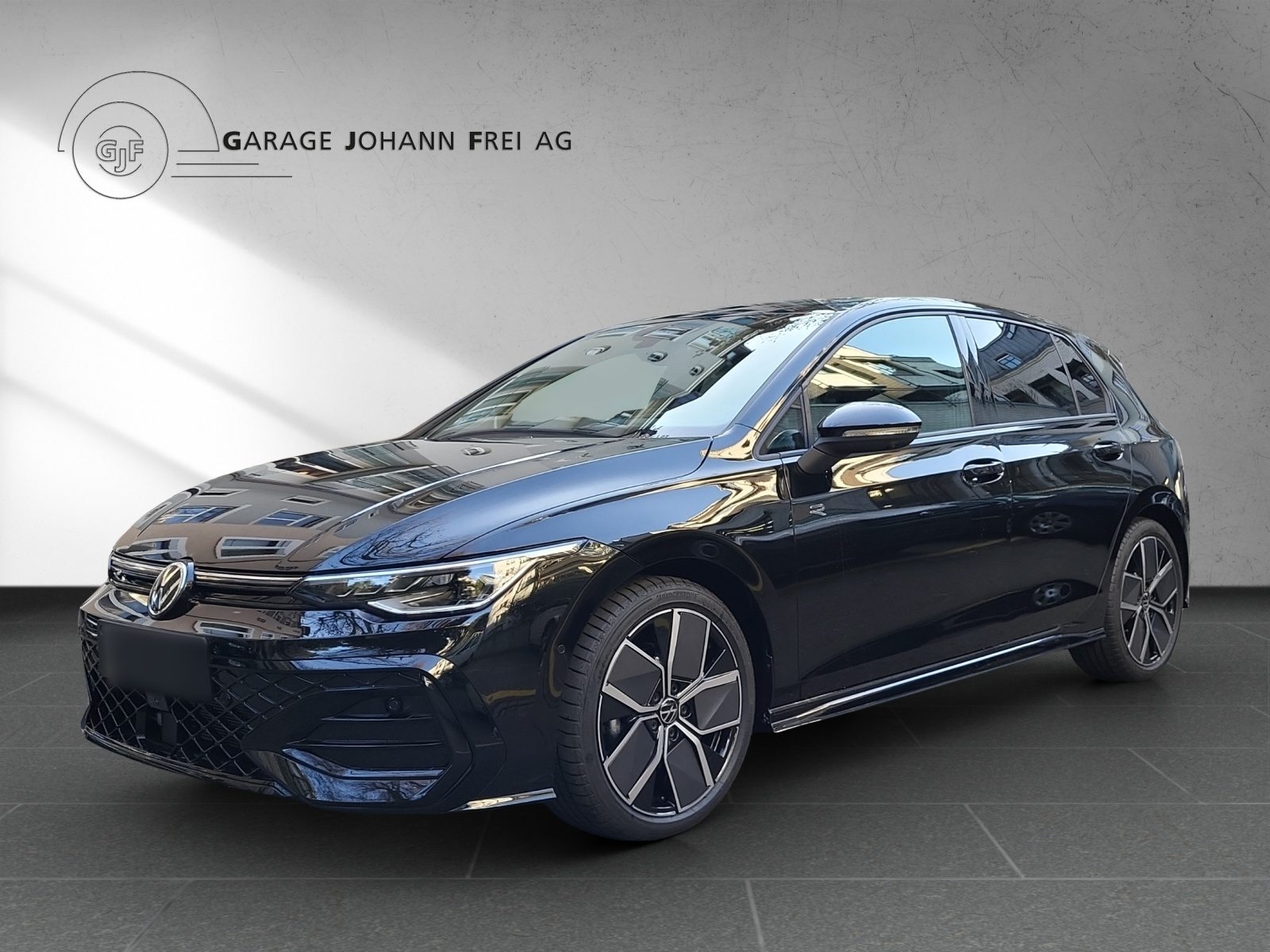 VW Golf R-Line, Petrol, Ex-demonstrator, Automatic