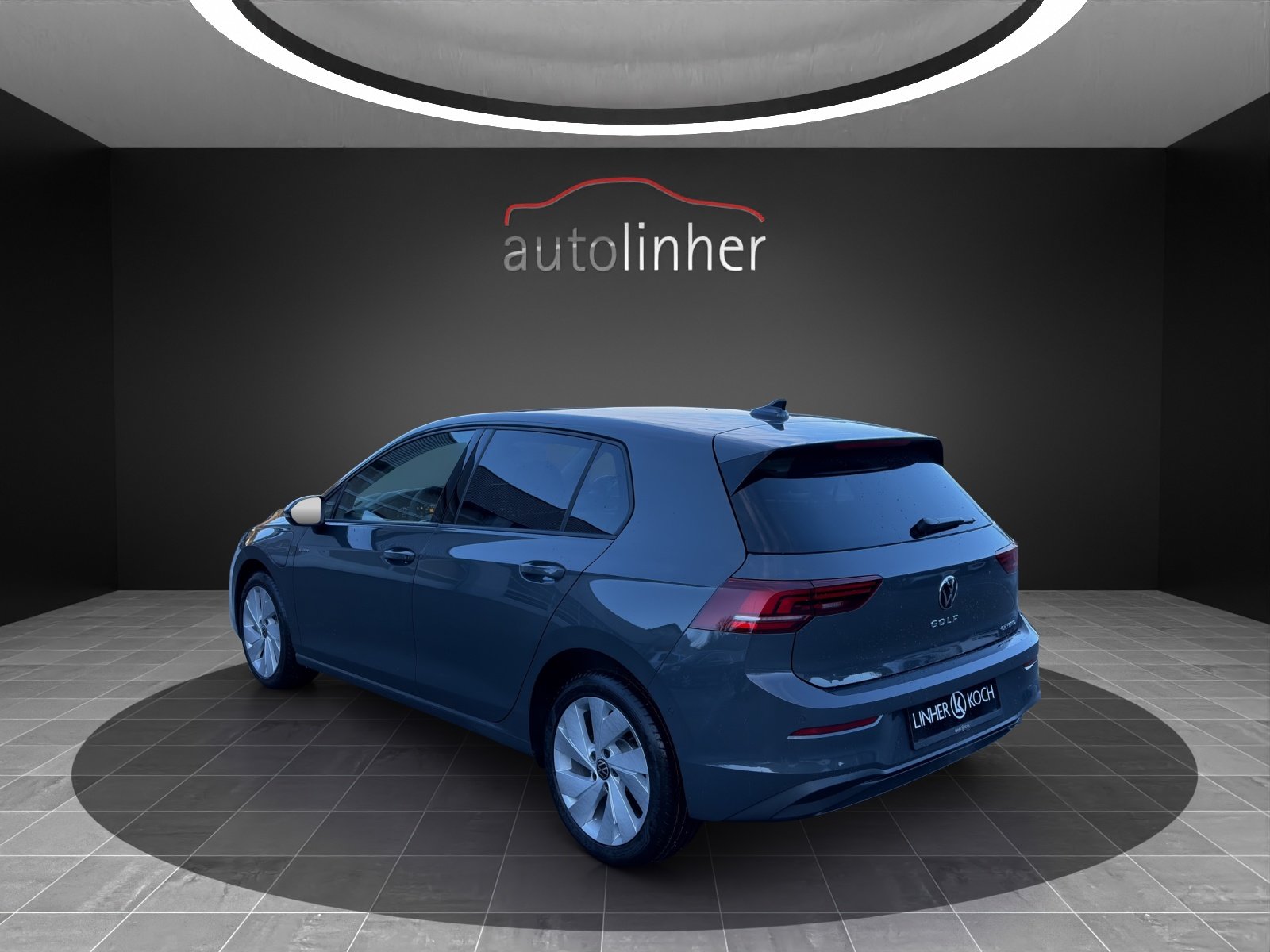 VW Golf 1.5 e TSI pHEV Life DSG, Plug-in-Hybrid Petrol/Electric, Ex-demonstrator, Automatic - 3