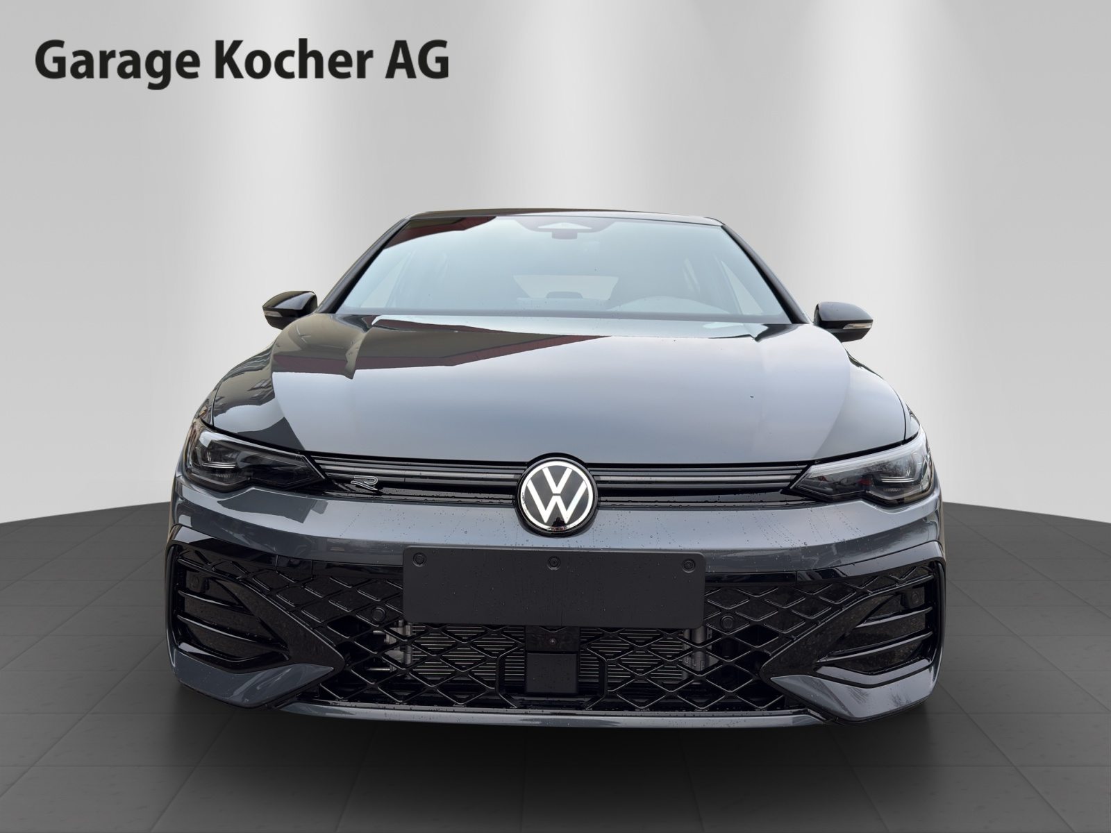 VW Golf R-Line, Petrol, Ex-demonstrator, Automatic - 2