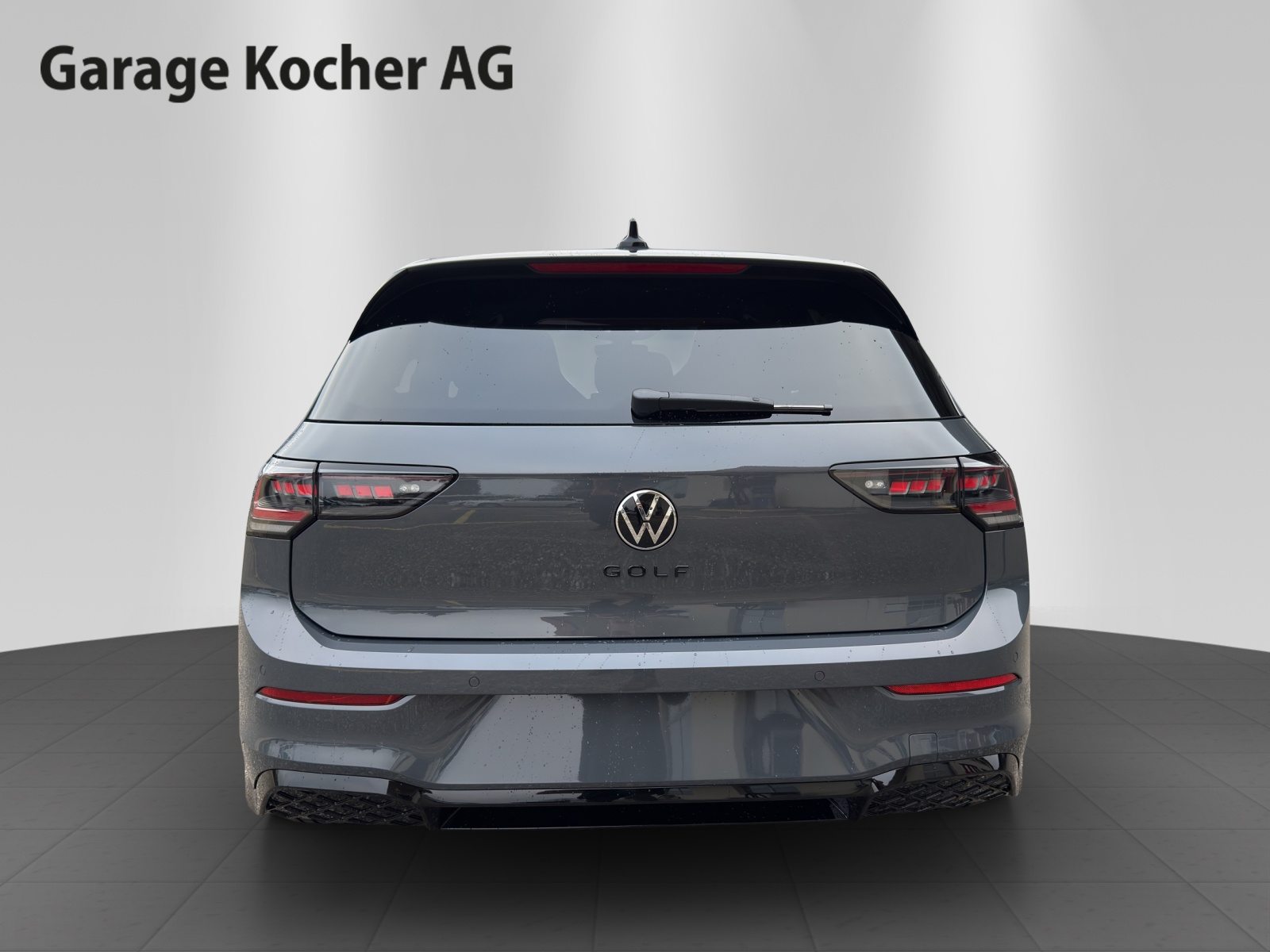 VW Golf R-Line, Petrol, Ex-demonstrator, Automatic - 4